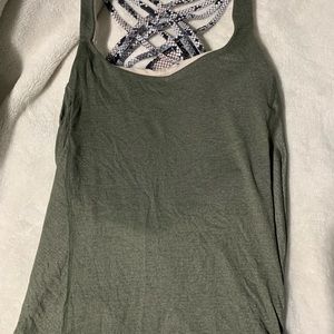 2 in 1 lululemon shirt